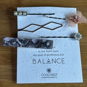 Dogeared Elegant Hair Accessory Set - Gold and Cream